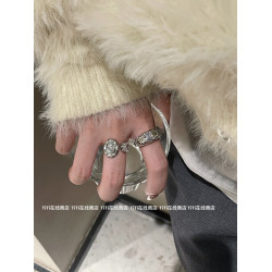 中古戒指系列！金感輕奢微鑲寬版戒指時髦復古鏤空花紋食指戒指環