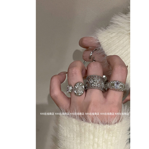 中古戒指系列!金感輕奢微鑲寬版戒指時髦復古鏤空花紋食指戒指環 中古戒指系列!金感輕奢微鑲寬版戒指時髦復古鏤空花紋食指戒指環