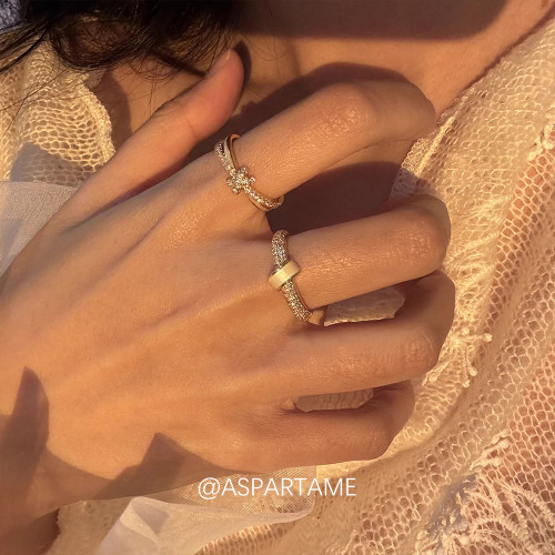 阿斯巴甜 法式溫柔白貝微鑲鋯石指環精緻設計感閃鑽高級感戒指