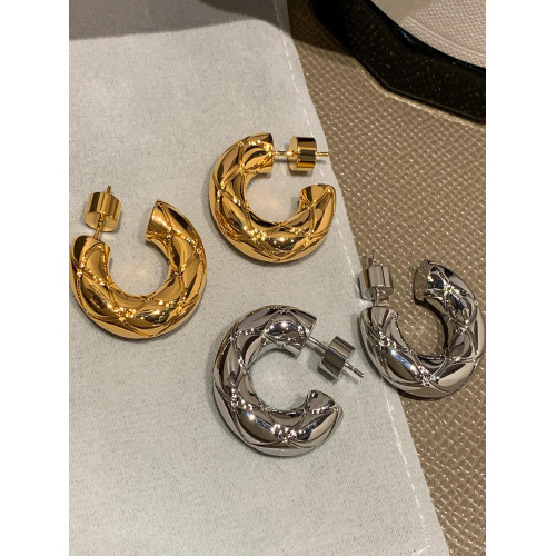 S925銀針金屬菱格紋圓圈耳環女輕奢高級感小衆獨特耳圈秋冬耳飾品