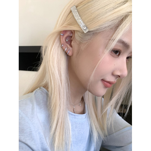 鋯石耳圈醫用鈦鋼邊緣耳骨環養耳洞耳環小耳釦小衆高級感耳骨耳飾 鋯石耳圈醫用鈦鋼邊緣耳骨環養耳洞耳環小耳釦小衆高級感耳骨耳飾