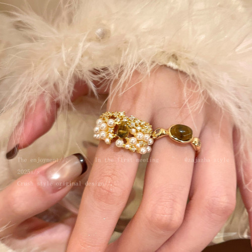 超精緻!虎眼石琥珀珍珠戒指女法式高級感貴氣食指戒誇張時尚配飾 超精緻!虎眼石琥珀珍珠戒指女法式高級感貴氣食指戒誇張時尚配飾