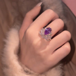 楠楠在逃公主紫色皇冠戒指閉口不可調閃爍戒指時尚輕奢食指戒指環