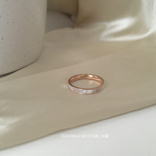 鈦鋼不掉色INS復古小衆輕奢珍珠白貝母戒指女chic百搭時尚潮女戒 鈦鋼不掉色INS復古小衆輕奢珍珠白貝母戒指女chic百搭時尚潮女戒