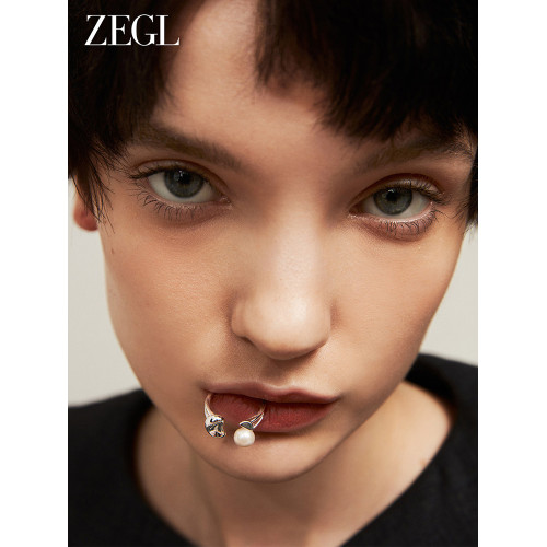 ZEGL巴洛克淡水珍珠戒指女小衆設計高級感指環秋冬個性自律食指戒 ZEGL巴洛克淡水珍珠戒指女小衆設計高級感指環秋冬個性自律食指戒