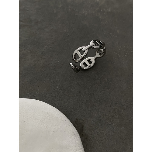 DOUDOUSTORE金屬質感豬鼻子戒指小衆設計幾何鏤空指環食指戒手飾