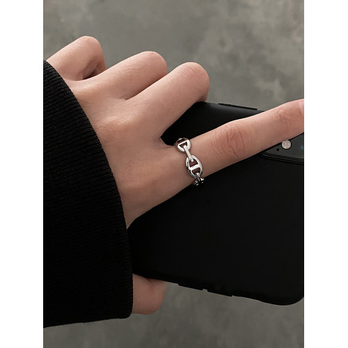 DOUDOUSTORE金屬質感豬鼻子戒指小衆設計幾何鏤空指環食指戒手飾