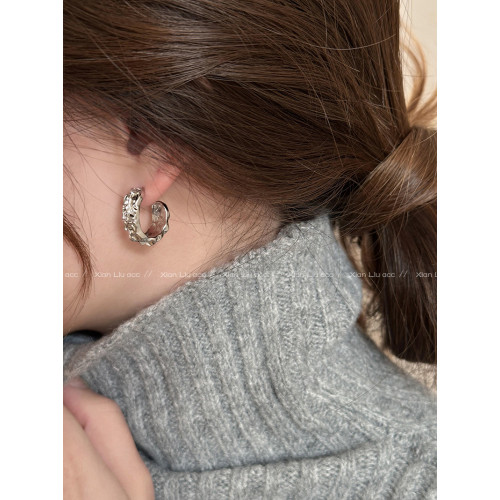 不規則金色耳環2026新款爆款高級感耳釘女小衆設計感耳圈獨特耳飾