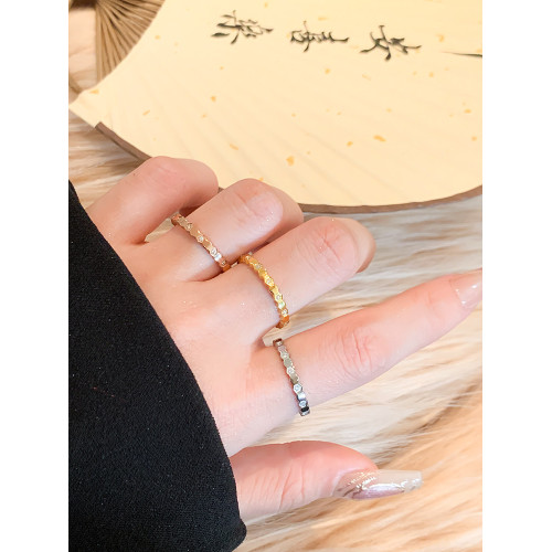 蜂巢鈦鋼戒指女小衆設計素圈戒指女輕奢高級感對戒食指環洗澡免摘