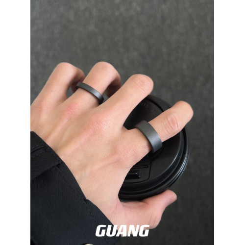 GUANG黑色陶瓷戒指男女潮嘻哈小衆高級感冷淡風情侶對戒指環男生