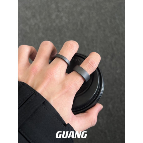 GUANG黑色陶瓷戒指男女潮嘻哈小衆高級感冷淡風情侶對戒指環男生