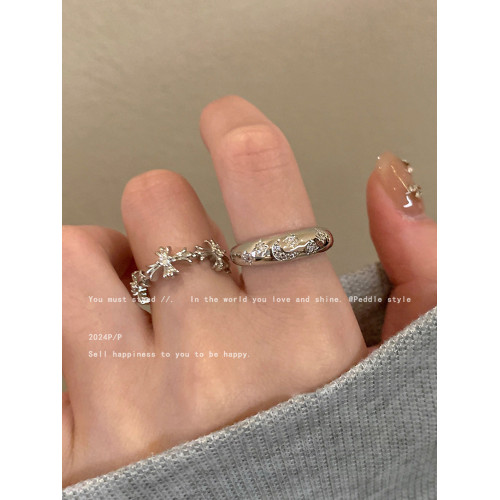 Peddle 銀色十字架戒指女小衆設計ins冷淡風食指戒男個性情侶對戒