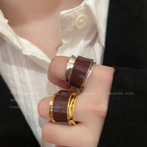 法式金色雙層戒指女款小衆設計復古食指戒秋冬輕奢高級感曡戴指環 法式金色雙層戒指女款小衆設計復古食指戒秋冬輕奢高級感曡戴指環