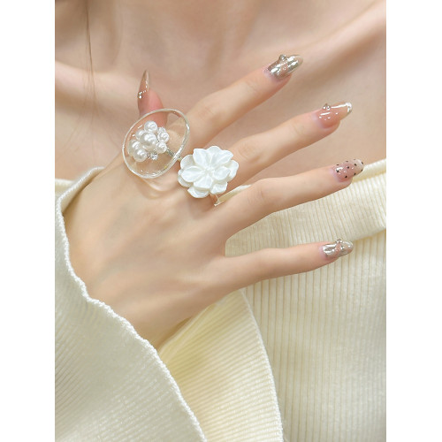 自製韓系小衆博主甜美白色立體花朵潮戒指女百搭透明珍珠水鑽指環 自製韓系小衆博主甜美白色立體花朵潮戒指女百搭透明珍珠水鑽指環