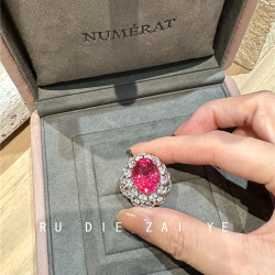 如蝶在野 桃紅玫瑰 爆閃玫紅鴿子蛋滿鑽戒指女輕奢高級重工開口戒
