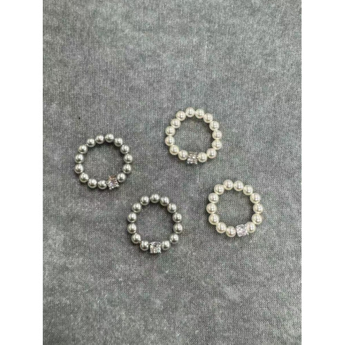 新品施家強光珍珠戒指 高級感方形鋯石鑽戒指指環小衆精緻輕奢風 新品施家強光珍珠戒指 高級感方形鋯石鑽戒指指環小衆精緻輕奢風