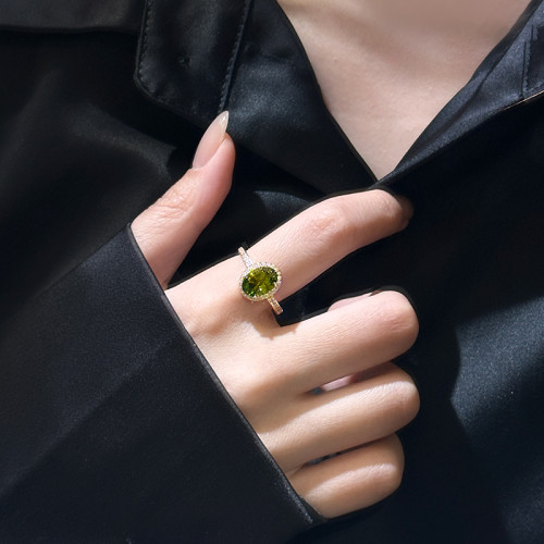 橄欖綠色鋯石水晶戒指女2026新款大食指戒設計小衆指環輕奢高級感