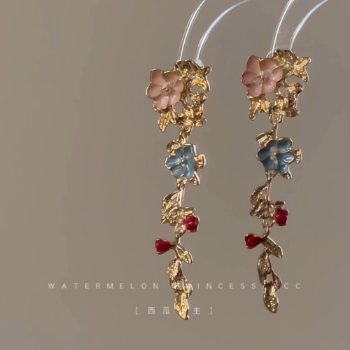 「春日現花」新中式國風耳環女古風金色花朵搭旗袍漢服馬面裙耳飾 「春日現花」新中式國風耳環女古風金色花朵搭旗袍漢服馬面裙耳飾