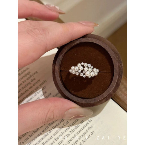 如蝶在野 棉花糖雲朵~奶呼呼珍珠粉白鋯石戒指輕奢高級感開口戒指 如蝶在野 棉花糖雲朵~奶呼呼珍珠粉白鋯石戒指輕奢高級感開口戒指