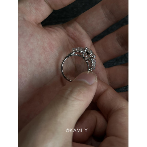 「閃耀星芒」中古爆閃鴿子蛋戒指法式復古輕奢鋯石曡戴百搭食指戒