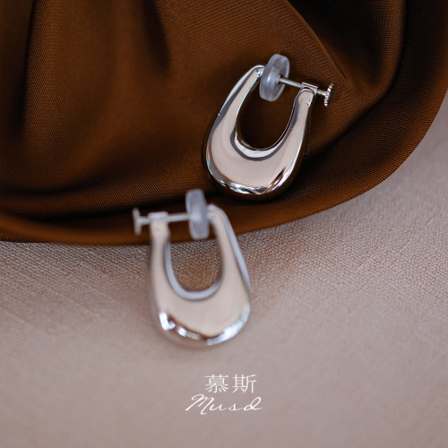 【小胖丁】慕斯無痛耳夾丨銀色高級感極簡金屬金色螺旋無耳洞耳飾