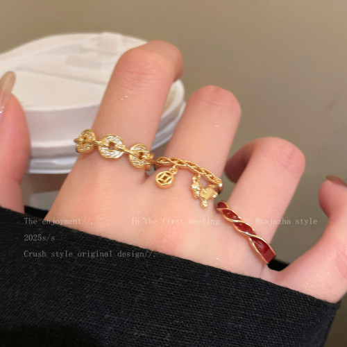 金色小馬銅錢開口戒指女復古高級感精緻食指戒本命年小衆設計指環