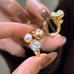 金色珍珠開口戒指女士輕奢高級感食指戒小衆設計指環巨好看的尾戒