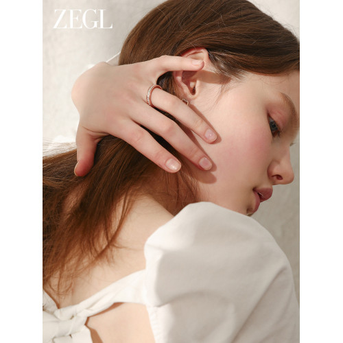 ZENGLIU滿天星戒指女小衆設計秋冬輕奢高級感玫瑰金鈦鋼食指素戒 ZENGLIU滿天星戒指女小衆設計秋冬輕奢高級感玫瑰金鈦鋼食指素戒