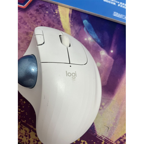 羅技ERGO M575S無線軌跡球藍牙滑鼠筆記型電腦辦公專業繪圖拆包