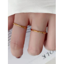 網紅極細~戒指女小衆設計高級感輕奢鋯石鈦鋼不掉色細戒素圈尾戒