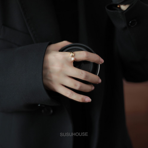 淡水珍珠戒指女小衆設計感金色食指開口指環可調節高級感輕奢復古 淡水珍珠戒指女小衆設計感金色食指開口指環可調節高級感輕奢復古