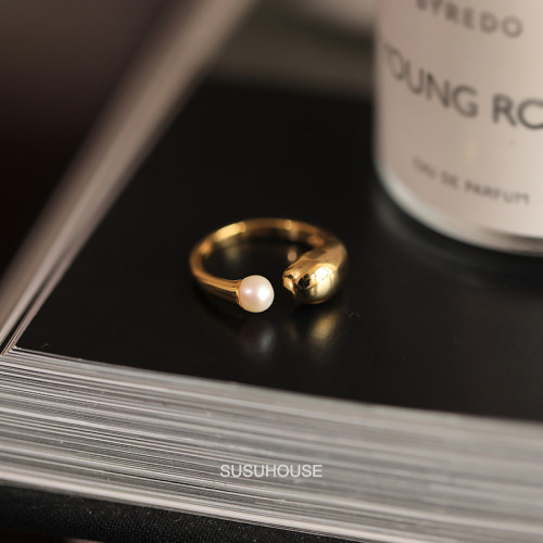 淡水珍珠戒指女小衆設計感金色食指開口指環可調節高級感輕奢復古 淡水珍珠戒指女小衆設計感金色食指開口指環可調節高級感輕奢復古