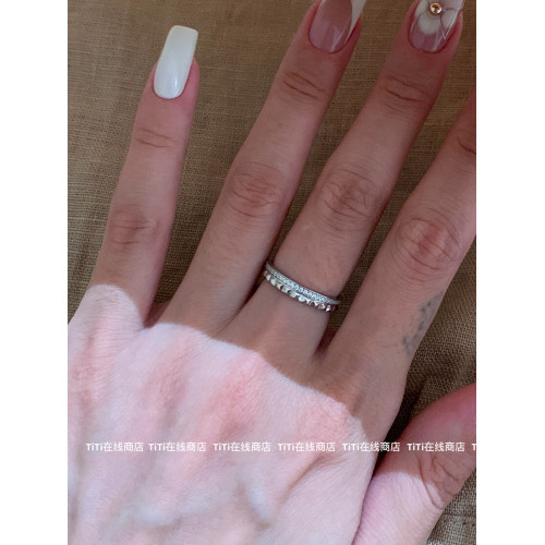 TiTi-法式菱格紋素圈戒指尾戒小衆高級感精緻時尚氣質曡戴指環