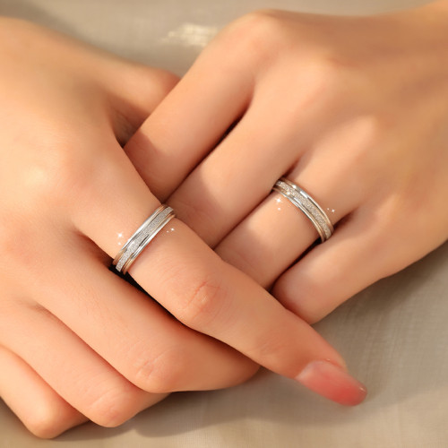 經典磨砂戒指素圈小衆設計輕奢高級感尾戒18k男女關節新款爆款