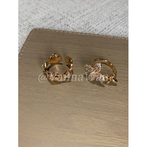 VanWan收藏級！老fa～復古菱形花四葉草戒指26aw精緻閃鑽食指戒