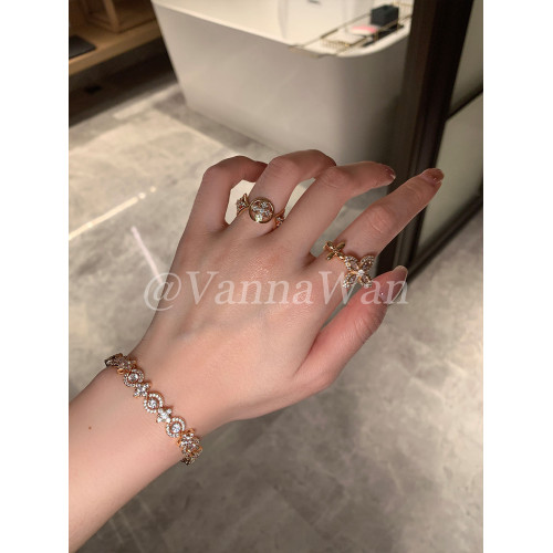 VanWan收藏級！老fa～復古菱形花四葉草戒指26aw精緻閃鑽食指戒