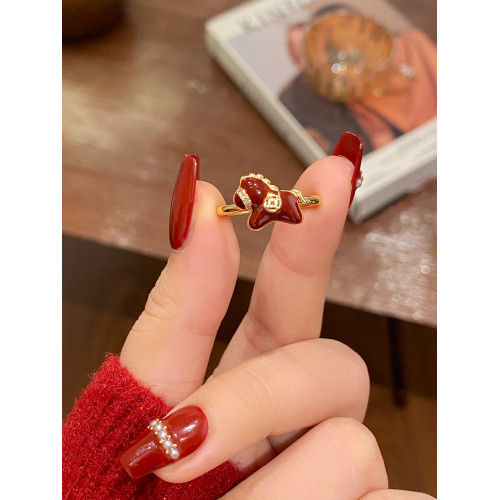 紅色生肖小馬開口新年戒指女馬年本命年指環小衆設計百搭食指戒 紅色生肖小馬開口新年戒指女馬年本命年指環小衆設計百搭食指戒