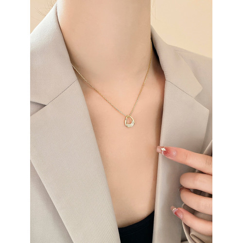 輕奢項鍊女款2026新款女高級設計感小衆毛衣鏈鎖骨鍊精緻吊墜配飾