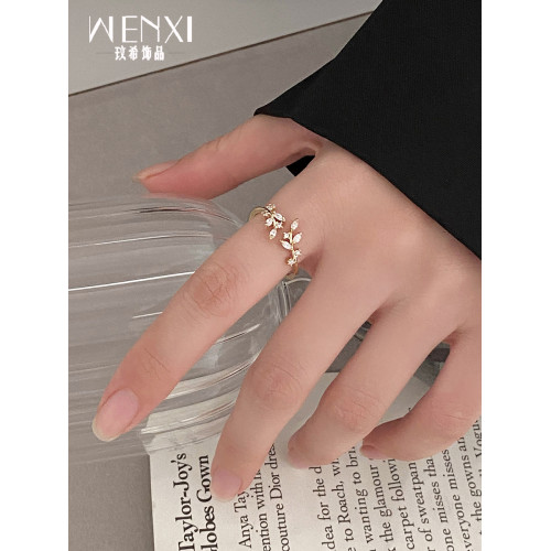 輕奢鋯石樹葉戒指女小衆設計高級感食指戒2026新款爆款ins潮指環