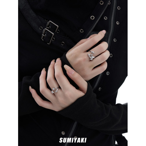 SUMIYAKI 星星腦袋閉眼入的戒指 星錮系列星體戒指