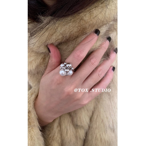 TOX ACC 新款韓系高質感珍珠不掉色氣質百搭食指戒宮廷風圓球戒指 TOX ACC 新款韓系高質感珍珠不掉色氣質百搭食指戒宮廷風圓球戒指