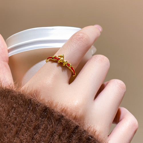 沙金小馬紅繩開口戒指2026新款爆款小衆設計尾戒女小指輕奢高級感 沙金小馬紅繩開口戒指2026新款爆款小衆設計尾戒女小指輕奢高級感