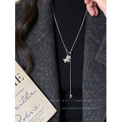 銀色碎冰冰小馬吊墜項鍊女高級感輕奢小衆設計抽拉長款毛衣鏈配飾