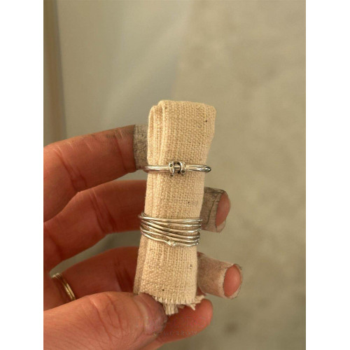 多層素圈戒指女韓系ins小衆設計2026新款指環曡戴雙環馬蹄食指戒