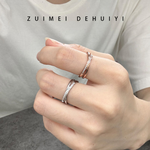 交叉戒指女時尚個性小衆設計交錯排鑽鈦鋼玫瑰金高級食指中指指環