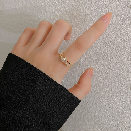 獨特交叉珍珠戒指2026年新款潮女時尚個性開口食指戒輕奢氣質指環