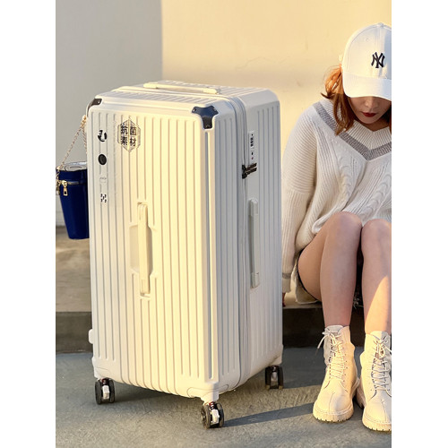 芙古夫行李箱女28寸大容量拉桿密碼旅行箱子30加厚萬向輪學生男26