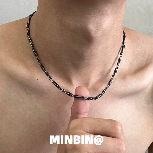 復古黑銀色莫比烏斯項鍊男鈦鋼不掉色高級頸鏈小衆設計鎖骨鍊潮流