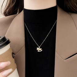 金色小馬吊墜項鍊女款毛衣鏈大氣高檔高級感馬年馬上有錢沙金配飾