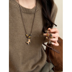 咖色小馬串珠抽拉項鍊女秋冬美拉德氣質長款毛衣鏈百搭本命年配飾